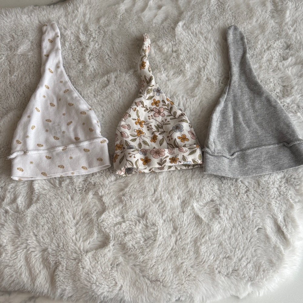 Set of 3 Baby Knot Hats - White, Floral, Gray